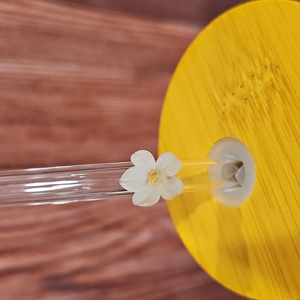 Mama Turquoise Floral Tumbler with Glass Straw. - Picture 6 of 9